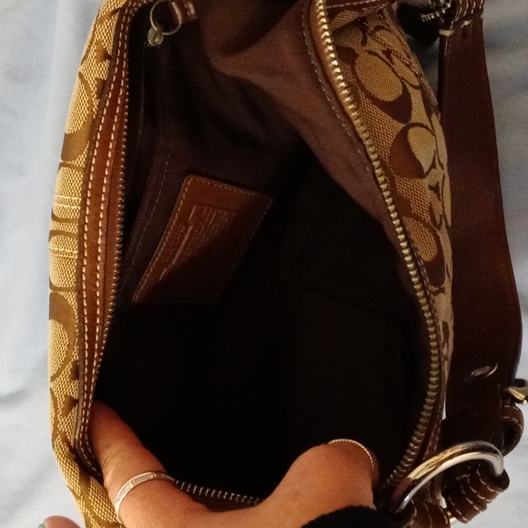 Coach Hand Bag - Picture 3 of 4